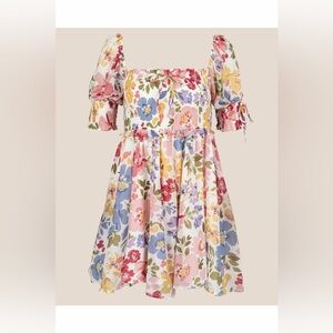 NWT En Saison Constantia Jilly Floral Smocked Dress Short Sleeve Sz Large